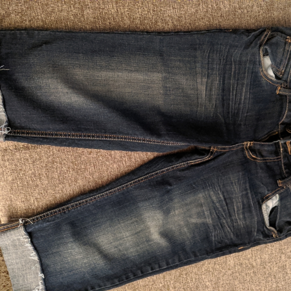 Women's crop jeans